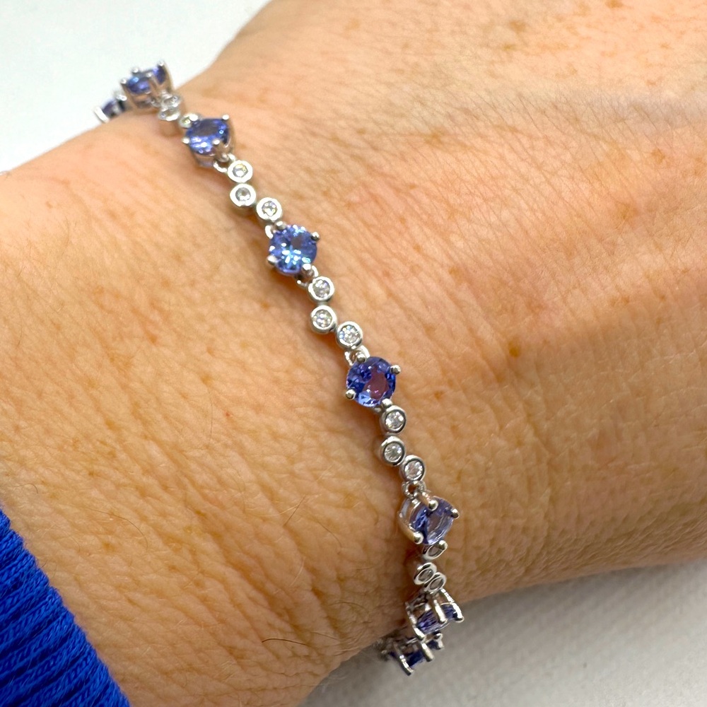 Stunning natural tanzanite bracelet s925 sterling silver